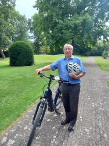 Pfarrer i.R. Felix Schnetgöke freut sich auf die Radtour mit der Gemeinde (Foto: privat)